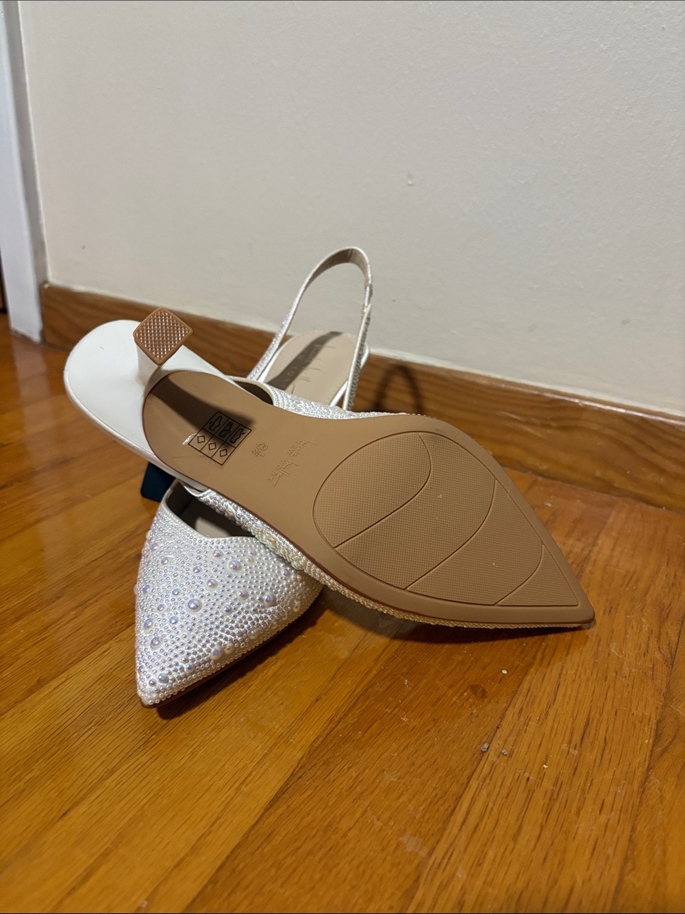 Pearl Pointed-Toe Heels - Picture 2 of 4